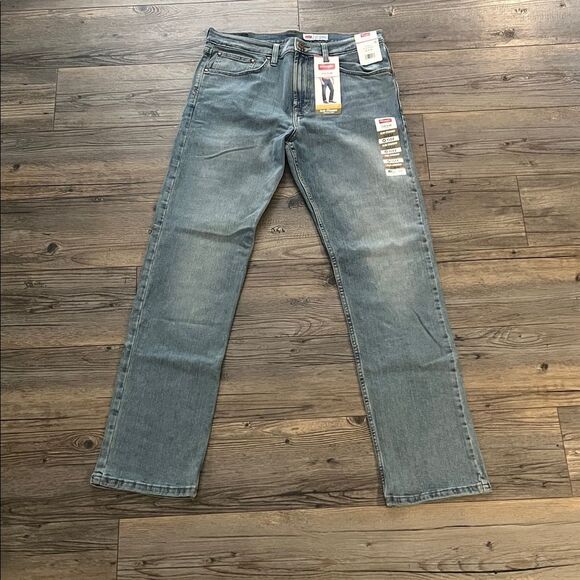 Wrangler Men's Light Blue Straight Jeans - Picture 1 of 5